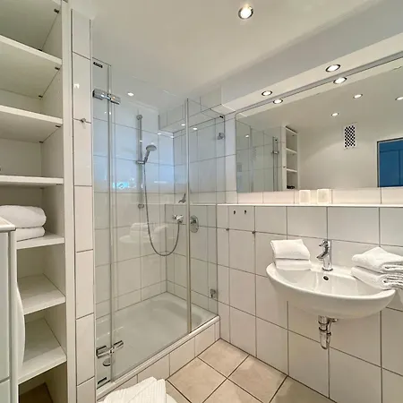 Metropol, Whg 8, Seeseite Apartmán *